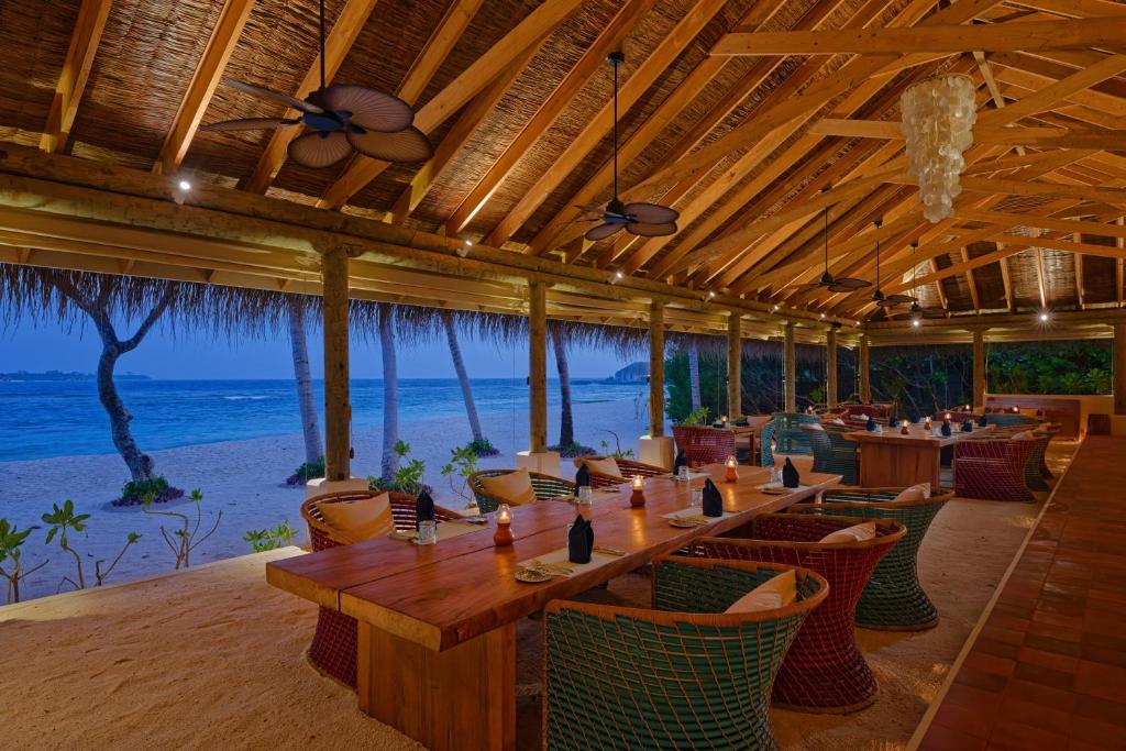 10 Nights of Pure Bliss: Atlantis, The Palm & Maldives Beach Villa– Half Board & Oblu Island Plan Limited Time Offer £2749/PP