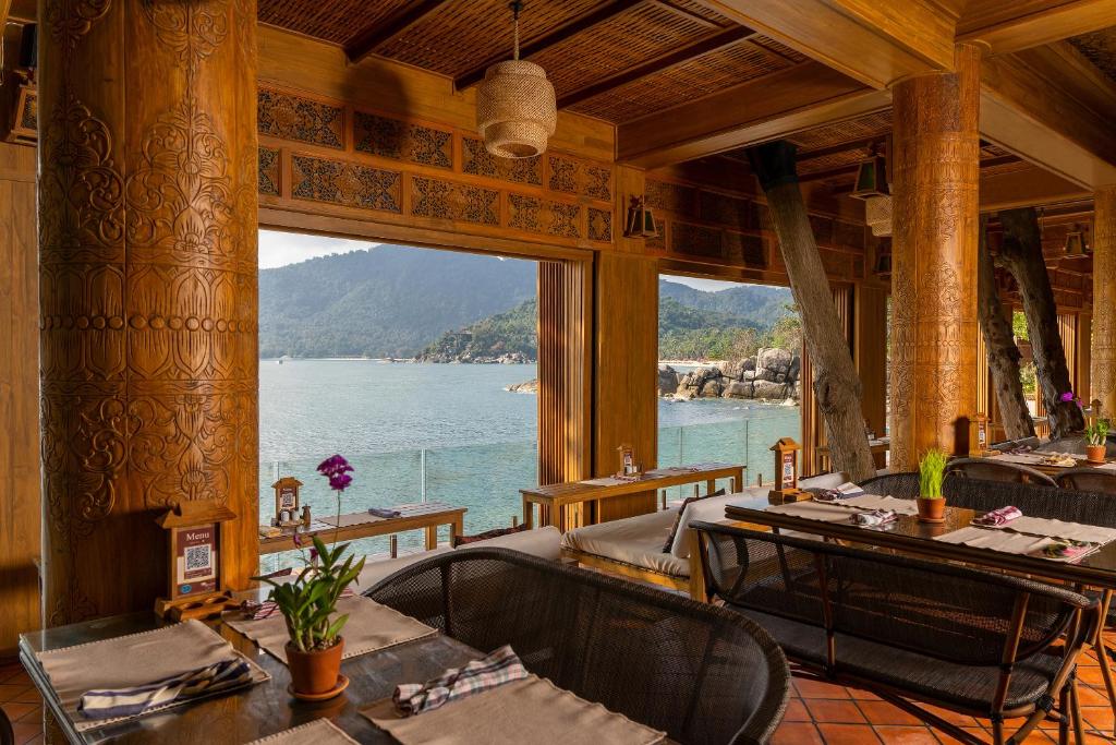 10 Nights Escape to Paradise: Unforgetable Full Moon Party Getaway in Koh Samui & Koh Phangan! For just £1,399pp!