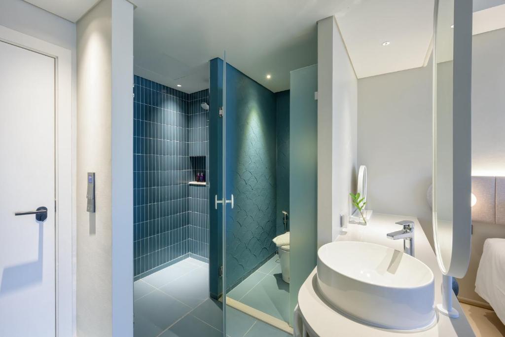 12-Night Multi-Center Thailand Escape! covering Bangkok, Koh Samui & Phuket! price starting from £1,299/PP