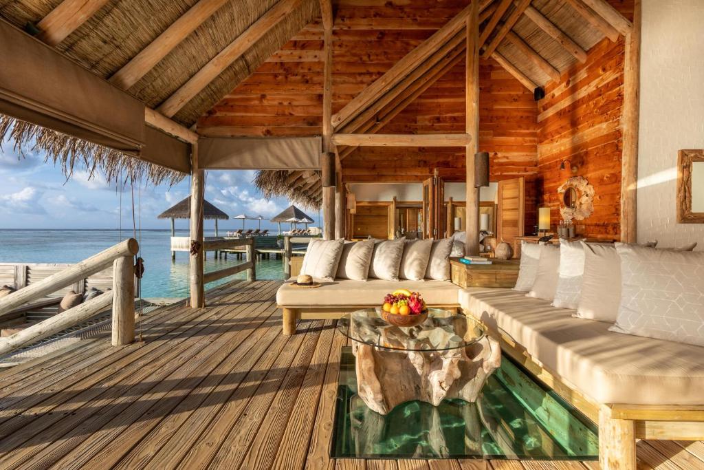 35% Off for 07 Nights Holiday Getaway to Gili Lankanfush