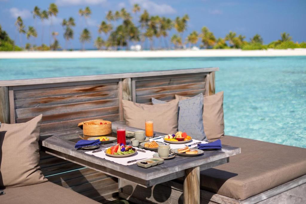 35% Off for 07 Nights Holiday Getaway to Gili Lankanfush