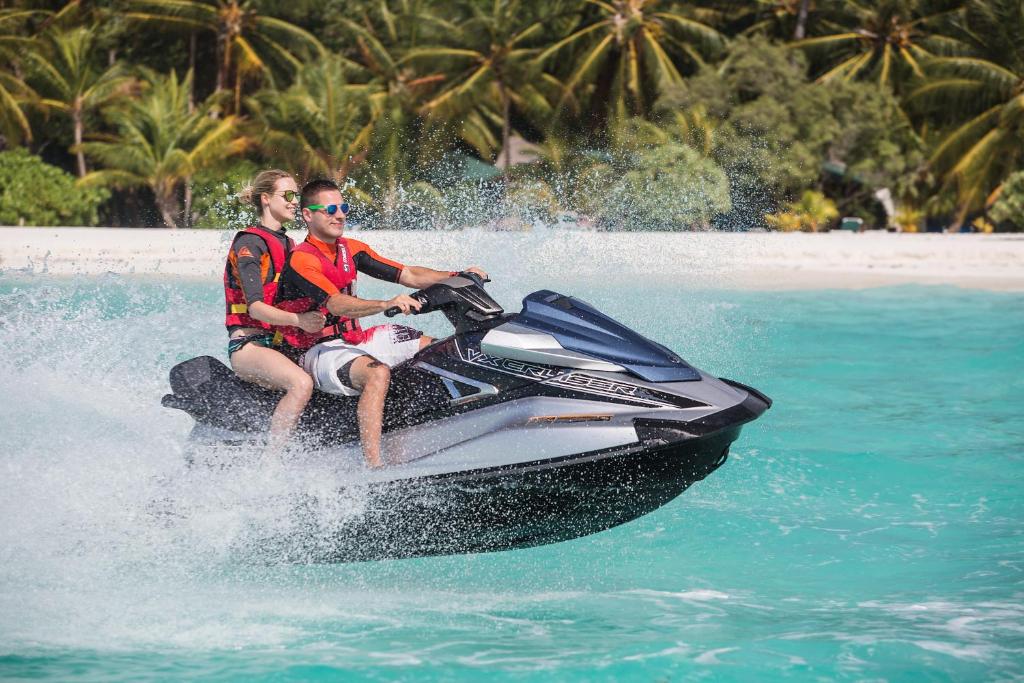Luxury Dual Destination: 03 Nights in Hilton Dubai the Walk & 07 Nights Meeru Island Maldives with All Inclusive Plus