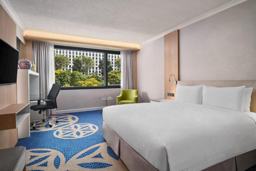 “10 Nights of Cultural Adventure in Kuala Lumpur, Singapore, and Bali”