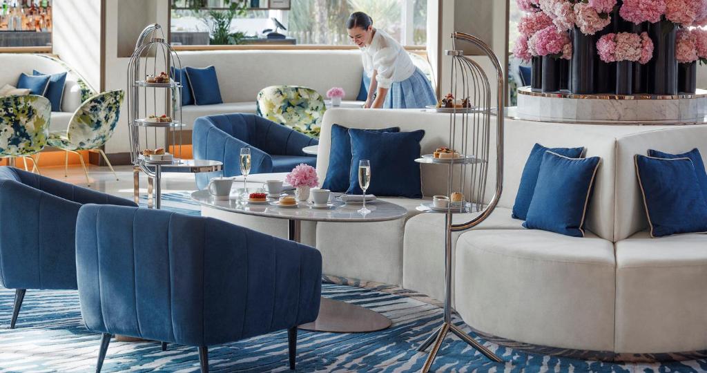 10 Nights of Unmatched Luxury Dubai Elegance Meets Maldivian Paradise Free Upgrade to Lagoon Villa + Pool & SLide with 24 Hour Premium All-Inclusive Benefits Only in £2999/PP