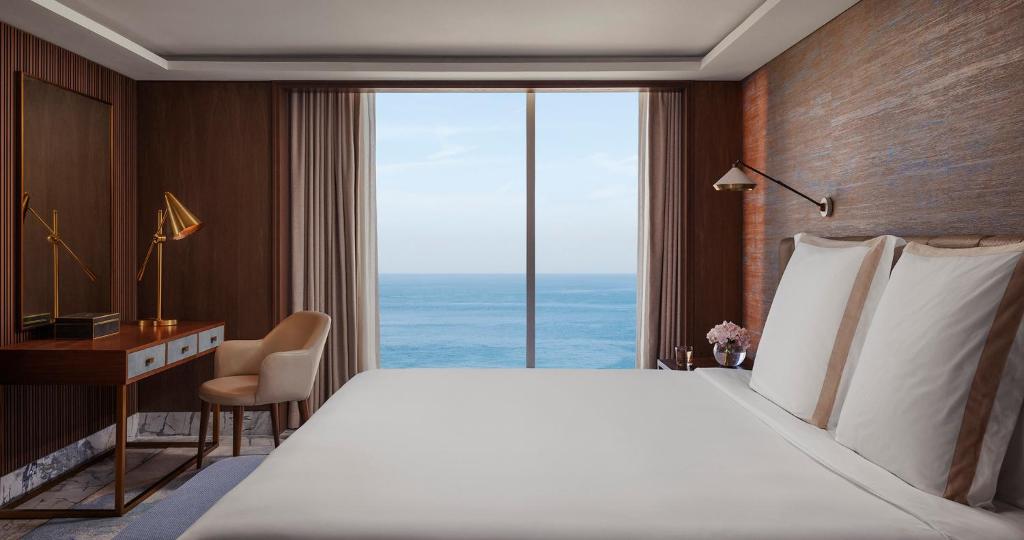 10 Nights of Unmatched Luxury Dubai Elegance Meets Maldivian Paradise Free Upgrade to Lagoon Villa + Pool & SLide with 24 Hour Premium All-Inclusive Benefits Only in £2999/PP