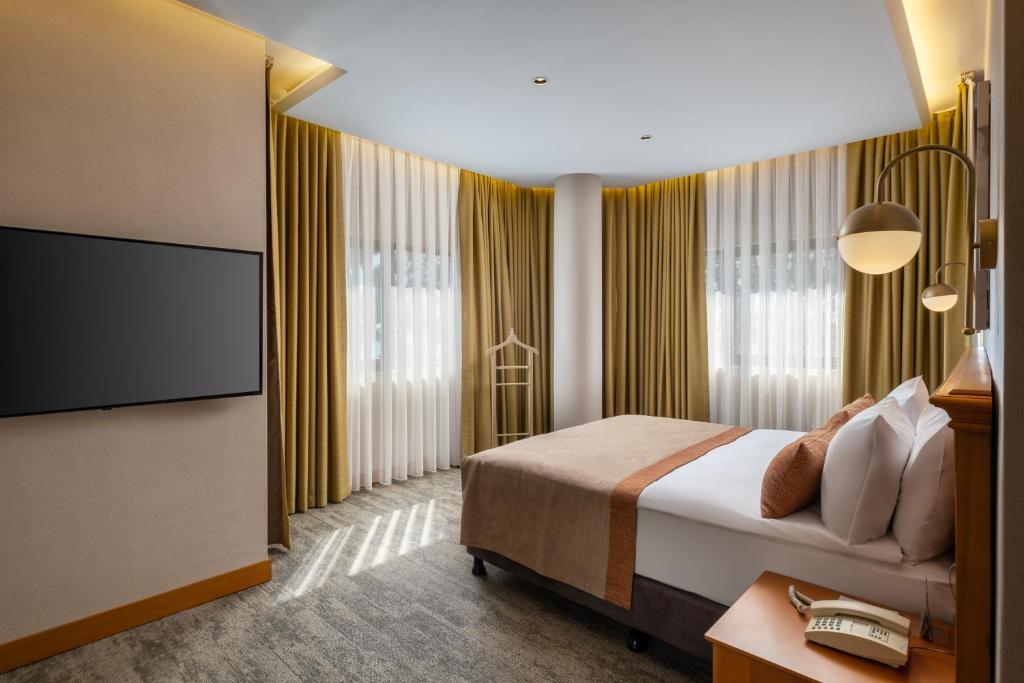 Multi-Destination Holiday Deal || Antalya + Istanbul