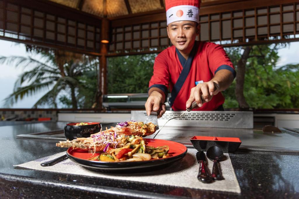 “07 Night Escape to Paradise Bandos Maldives with Standard Beachfront Room”