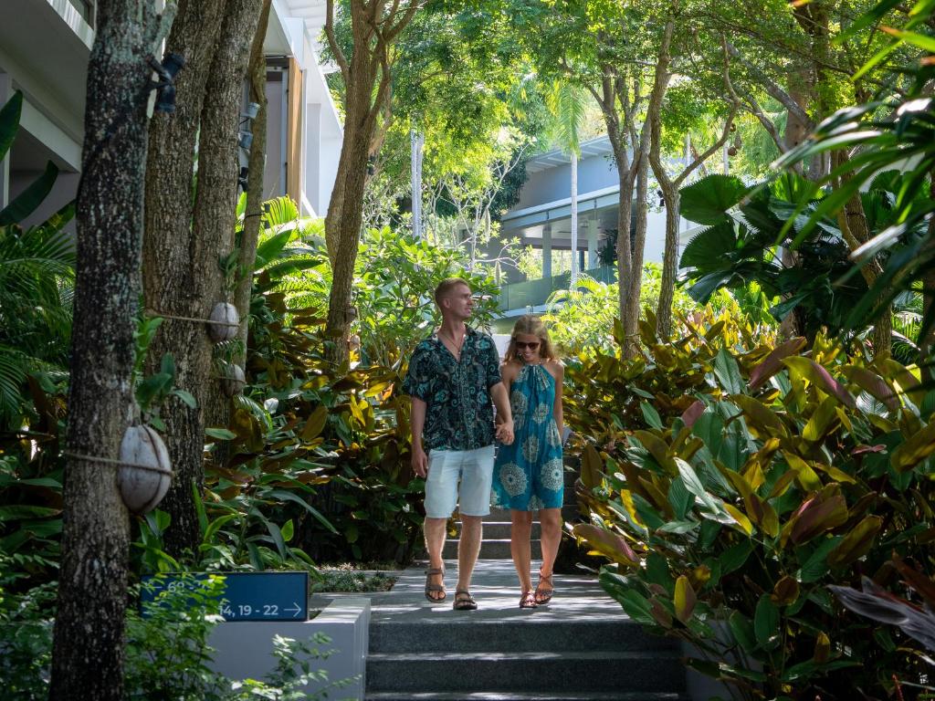 Fulfill your Thailand Drweams, Stay for 12 Nights and Experience the Beauty of Bangkok, Koh Samui, Koh Phangan & Koh Tao all for an Unbeatable £1399pp