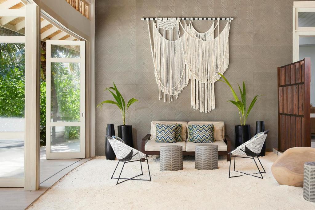 7 Nights Holiday Deal: New Winter Offer of Le Meridien Maldives with Lagoon Villa (All Inclusive Meal Plan)£3199/PP only