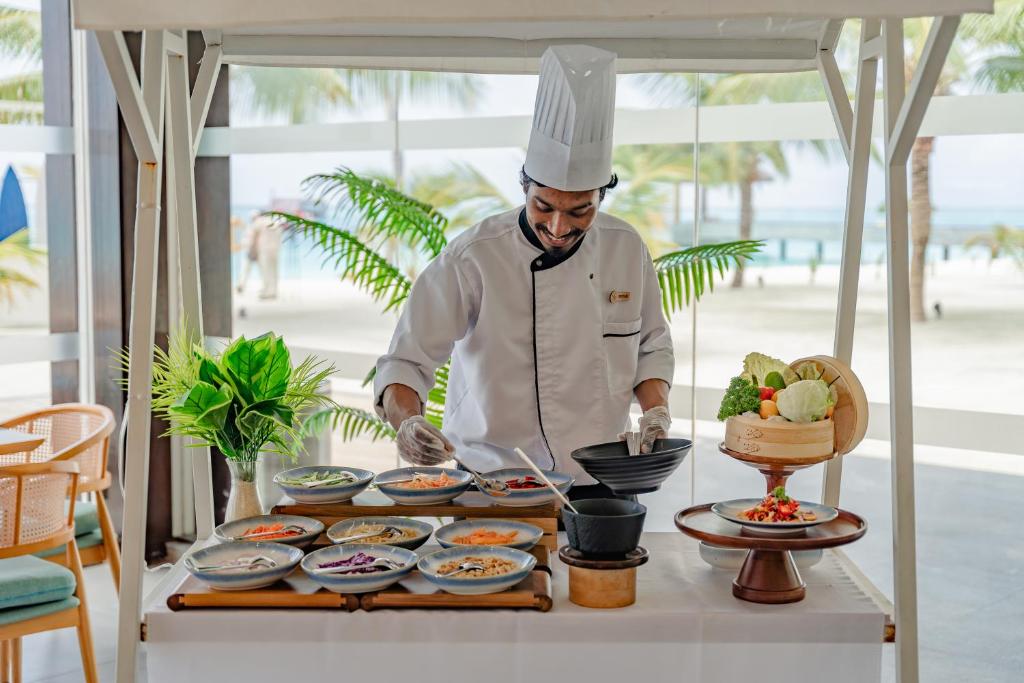 “07 Nights in a Beach Villa at NOOE Maldives Kunaavashi, Maldives”with flights & tranfers