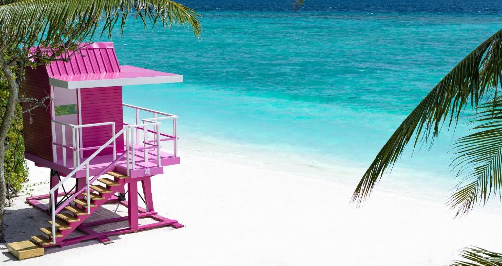 07 Nights in Ifuru Island Maldives price starting from £1,799/pp FREE Upgrade from Sunset Sky Suite to Sunset Beach Suite | All Inclusive