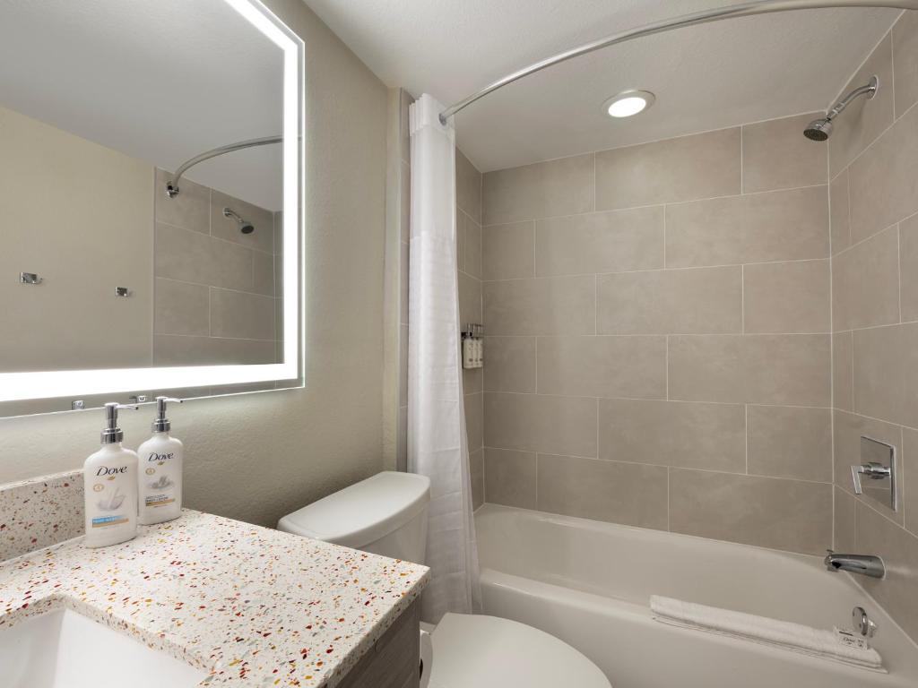 10 Nights Holiday Getaway to New York and Orlando