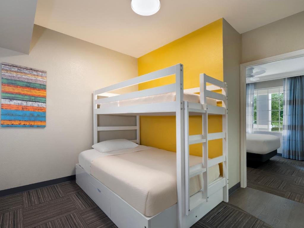 10 Nights Holiday Getaway to New York and Orlando