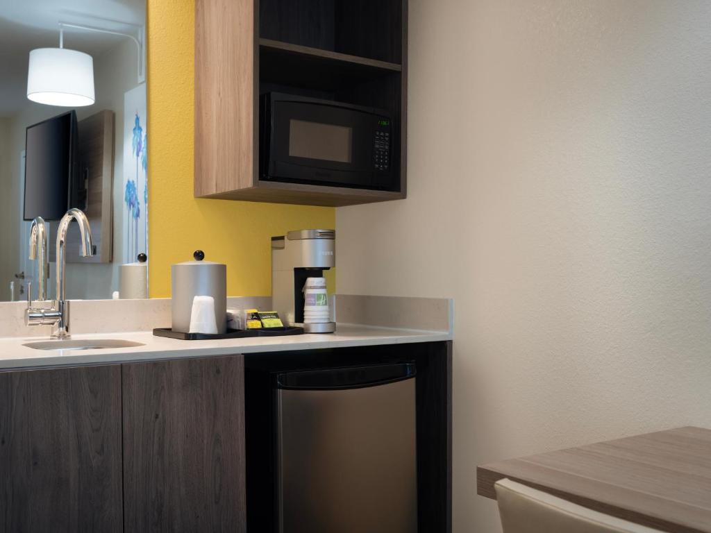 10 Nights Holiday Getaway to New York and Orlando