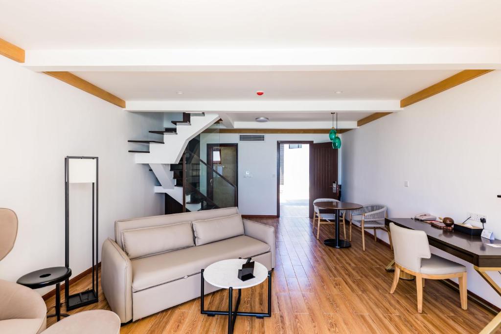 “07 Nights in a Beach Villa at NOOE Maldives Kunaavashi, Maldives”with flights & tranfers