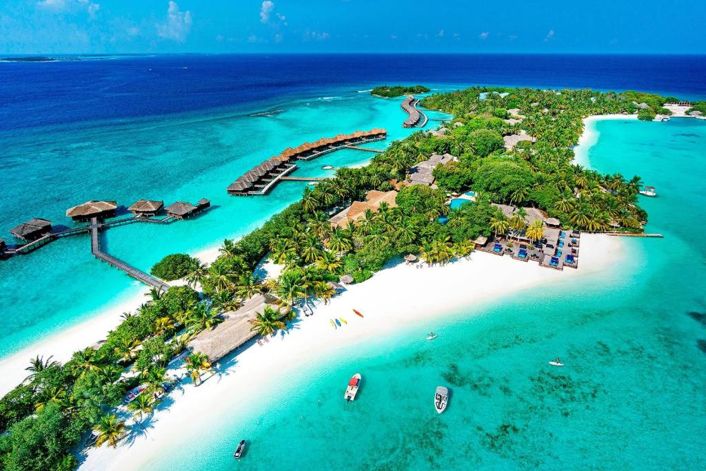 5 Nights Holiday Break at the Mystic Sheraton Maldives Resort