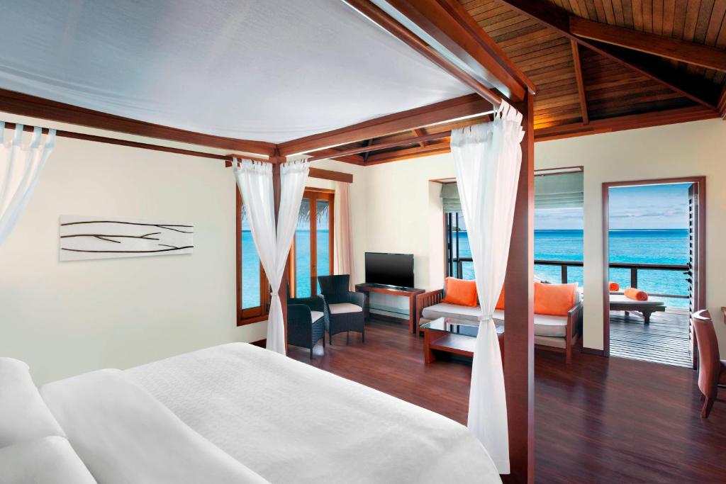 5 Nights Holiday Break at the Mystic Sheraton Maldives Resort
