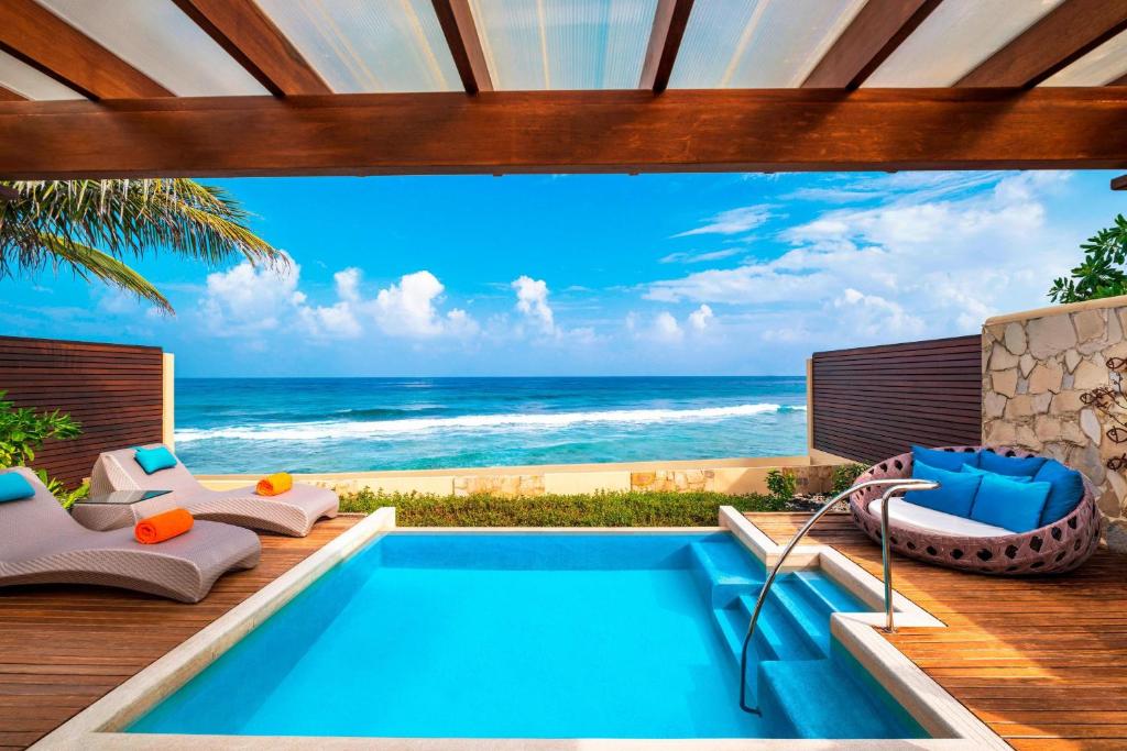 5 Nights Holiday Break at the Mystic Sheraton Maldives Resort