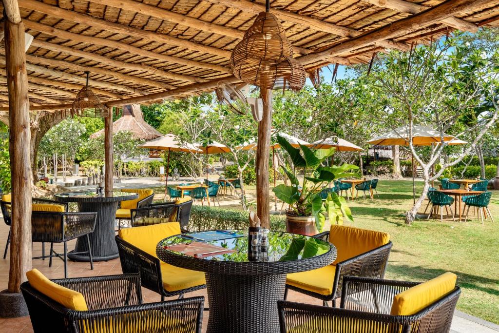 Your Exclusive 12 Night Getaway at Centara Kata Resort, Saii Phi Phi & Krabi La Playa, w/flights & transfers, Priced at only £1249pp