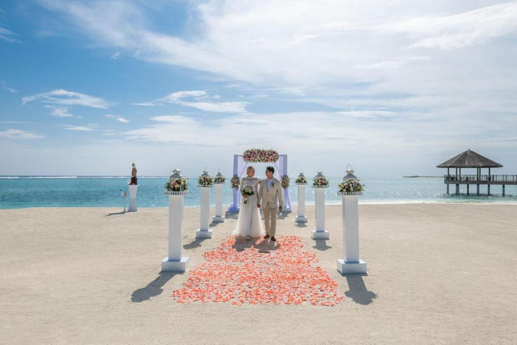 7 Nights Holiday Deal: New Winter Offer of Le Meridien Maldives with Lagoon Villa (All Inclusive Meal Plan)£3199/PP only