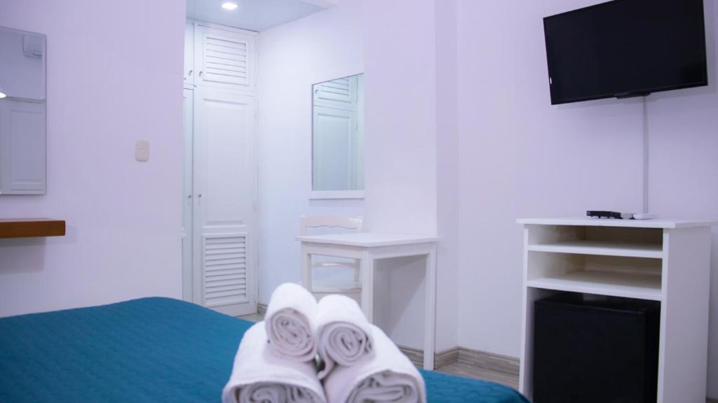 Twin City Deluxe Deal Punta Cana || Miami