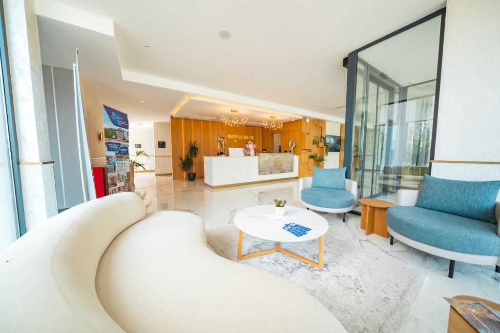 09 Nights of 3 Capitals. 1 Epic Holiday. Just £849pp