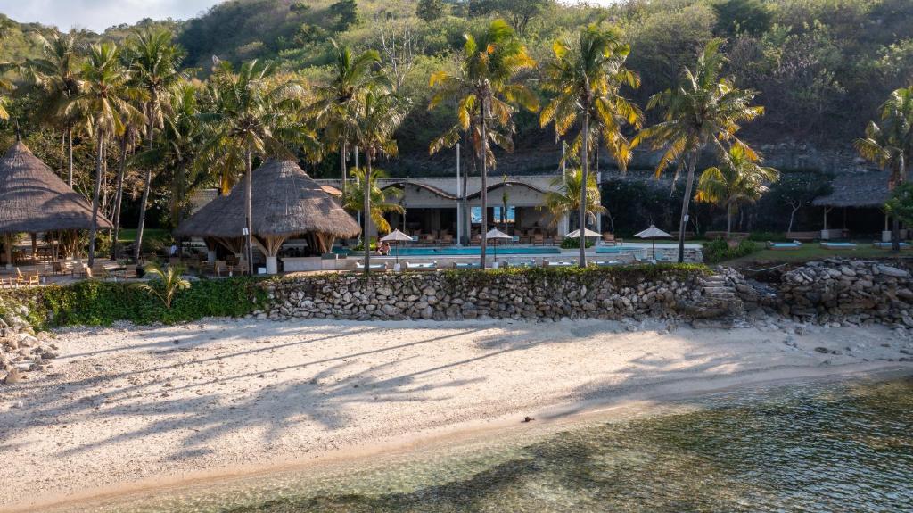 Your 10-Night Bali + Nusa Penida Escape Awaits – from just £1399pp!