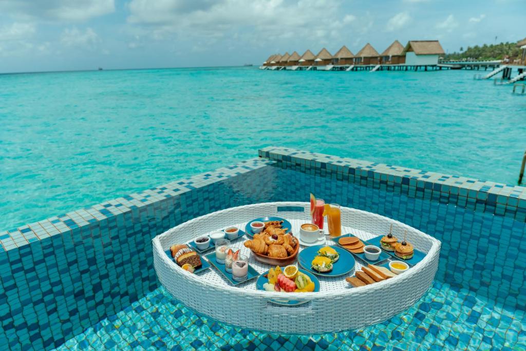 10 Nights Holiday at Mercure Maldives Koddoo & Jumeirah Zabeel Saray with All Inclusive
