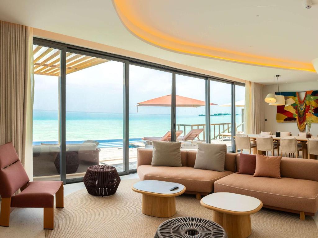 “SO Maldives: 10 Nights of Relaxation and Indulgence in a Water Villa with Pool”