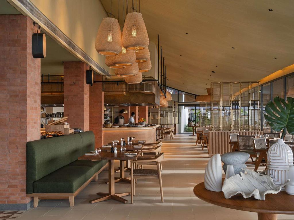 “SO Maldives: 10 Nights of Relaxation and Indulgence in a Water Villa with Pool”