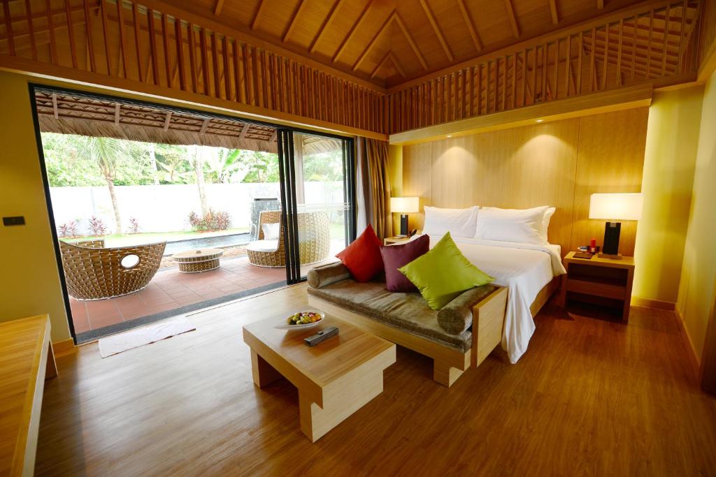 Long 21 Nights of Opulence in Beyond Khao Lak, Centara Kata Phuket & Dusit Thani Krabi w/flights & transfers