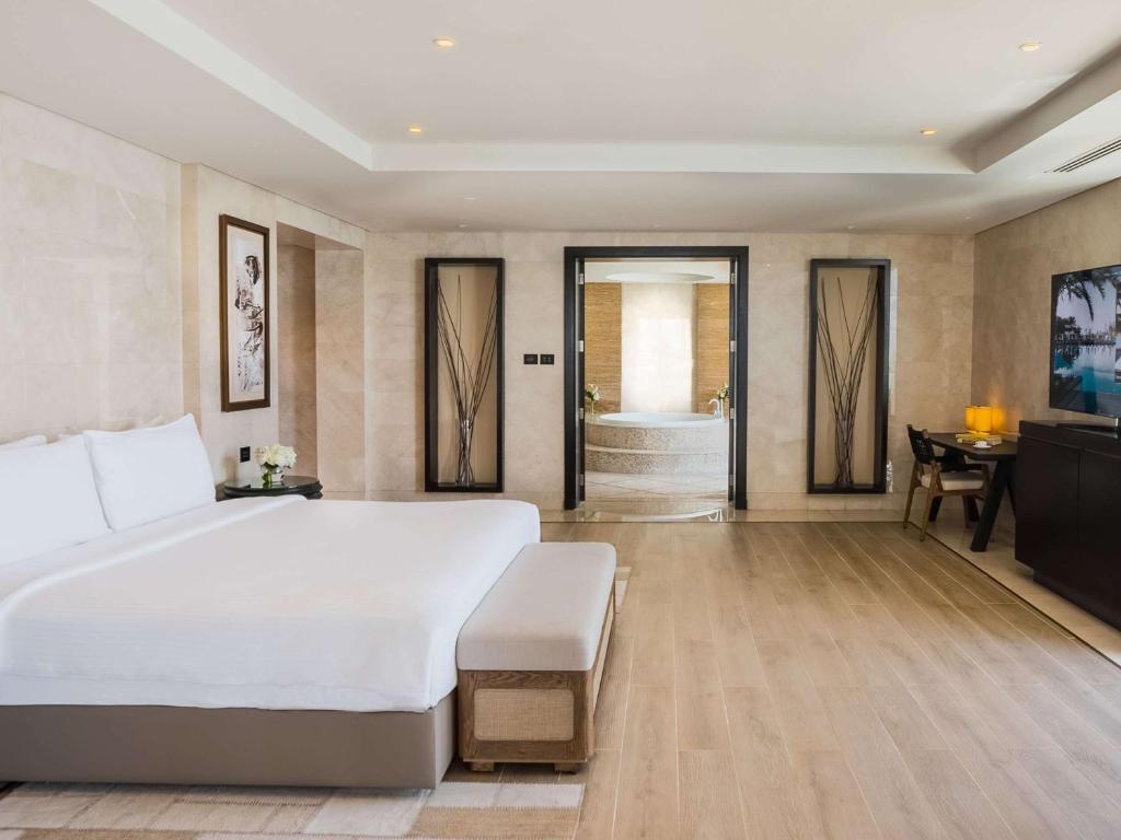 7 Nights The Palm Island Dubai All-Inclusive