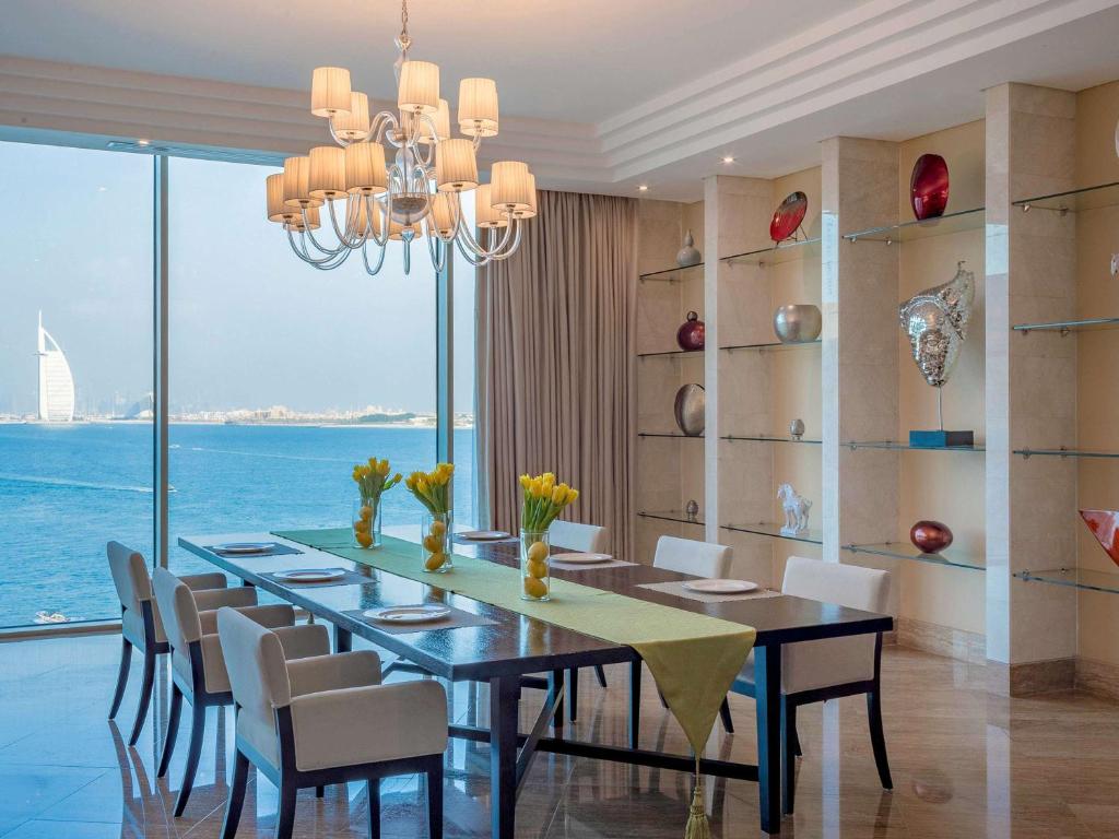 7 Nights The Palm Island Dubai All-Inclusive