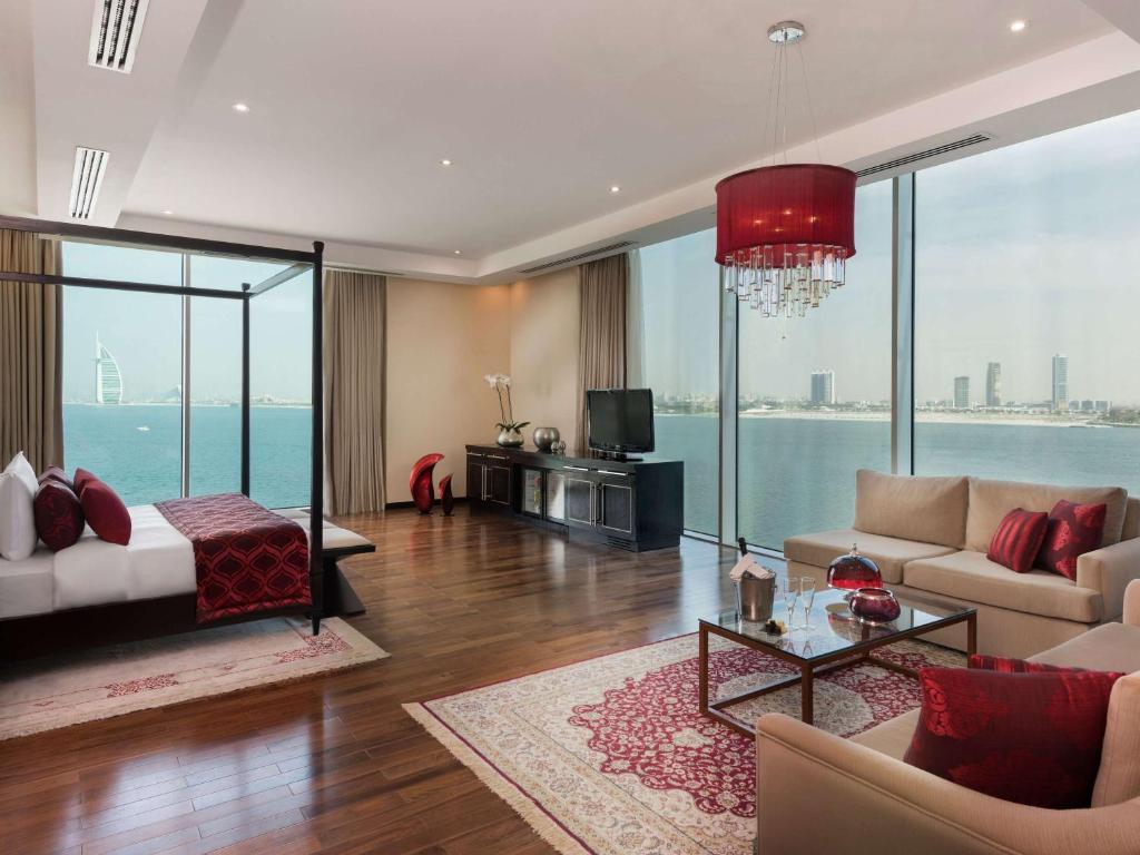 7 Nights The Palm Island Dubai All-Inclusive