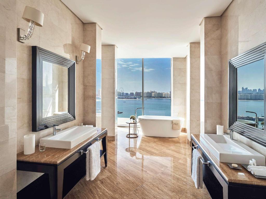 7 Nights The Palm Island Dubai All-Inclusive