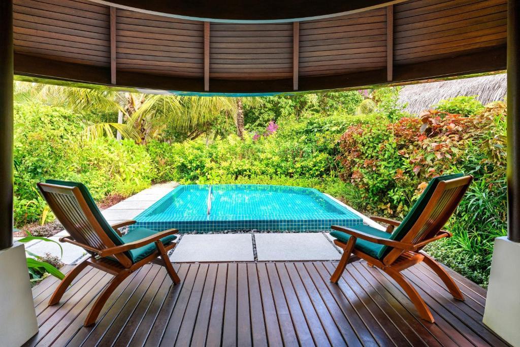 5 Nights Holiday Break at the Mystic Sheraton Maldives Resort