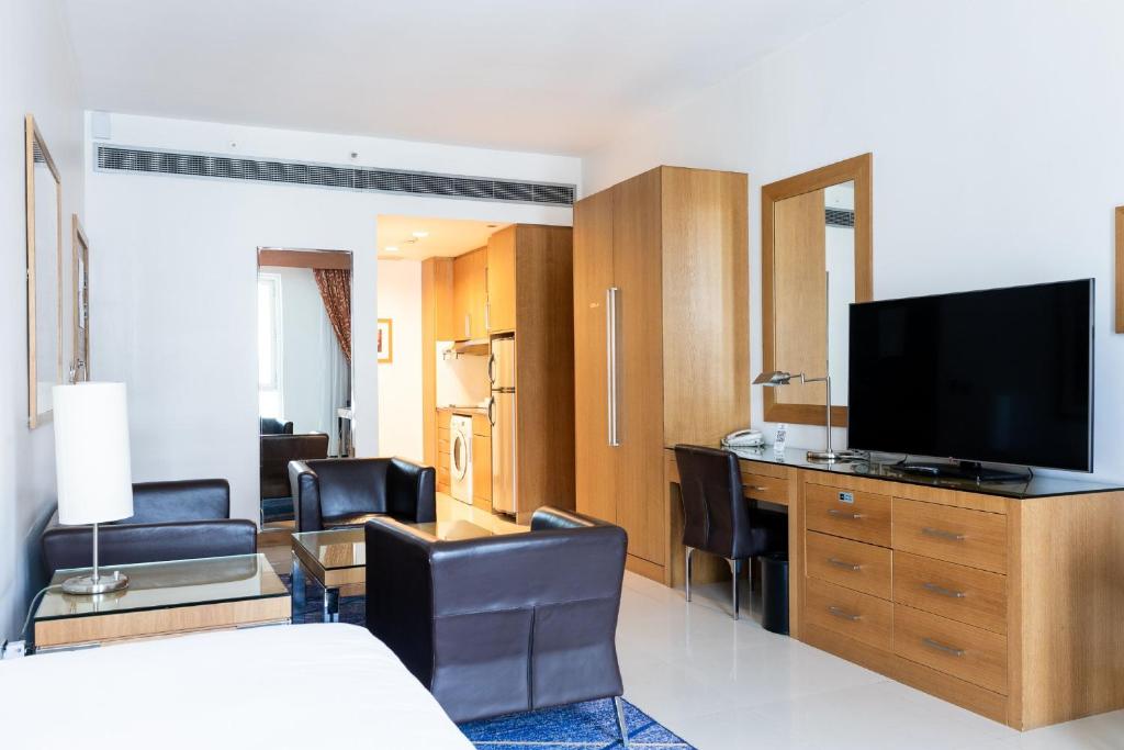 Exclusive 10 Nights Dubai + All-Inclusive Maldives Summer 2026 price starting from £1899pp