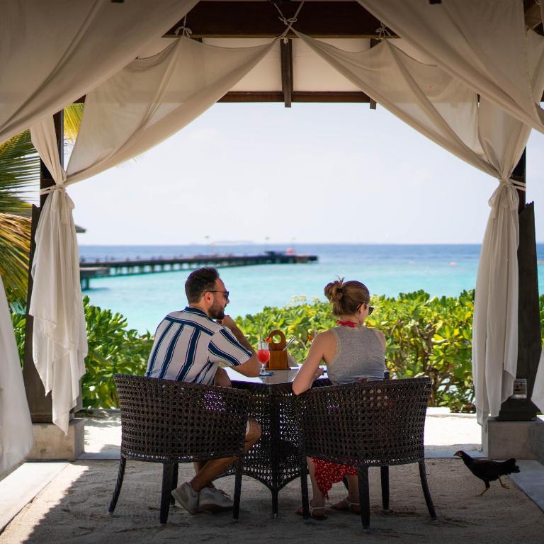 10 Nights Multi-Center holiday break at the Marvelous Maldives & Scintillating Singapore Starting from £1799 pp