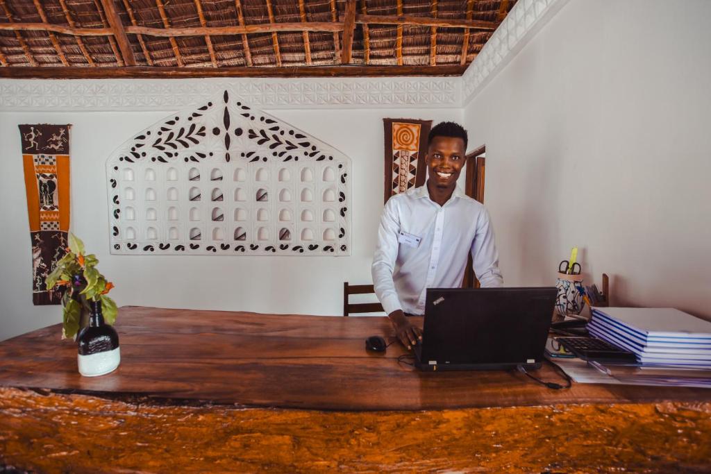 10 Nights Adventure: Kenya Safari & Zanzibar Beach Escape! Starting from just £2,699/pp