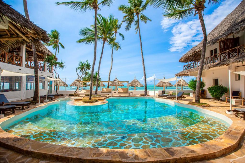 10 Nights Adventure: Kenya Safari & Zanzibar Beach Escape! Starting from just £2,699/pp