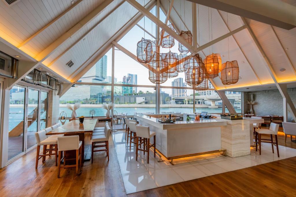 Experience 5 Nights of Luxury at F1 Abu Dhabi Prix