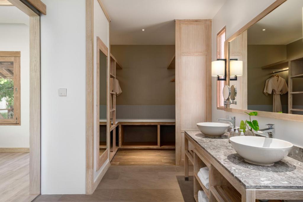 Your Exclusive 12 Night Getaway at Centara Kata Resort, Saii Phi Phi & Krabi La Playa, w/flights & transfers, Priced at only £1249pp