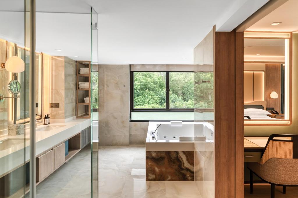 Long 21 Nights of Opulence in Beyond Khao Lak, Centara Kata Phuket & Dusit Thani Krabi w/flights & transfers