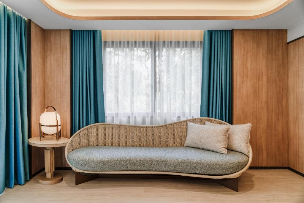 Long 21 Nights of Opulence in Beyond Khao Lak, Centara Kata Phuket & Dusit Thani Krabi w/flights & transfers