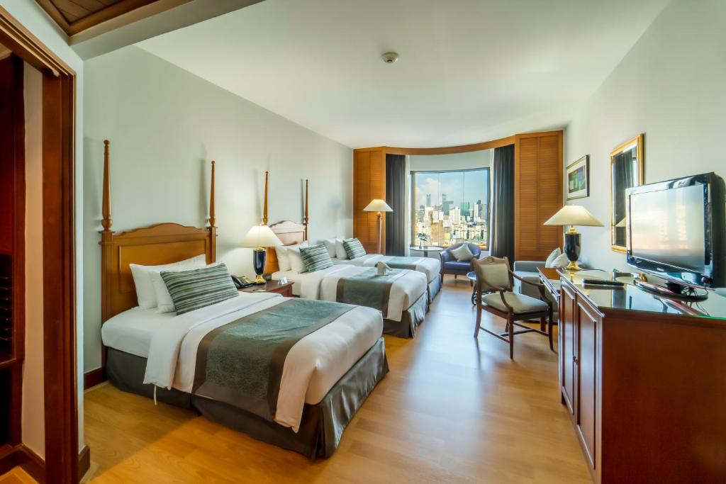 “09 Nights Splendid Holiday offer to experience Bangkok City Vibes and Phuket Beach Bliss”