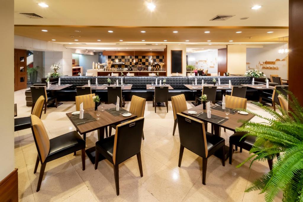 “09 Nights Splendid Holiday offer to experience Bangkok City Vibes and Phuket Beach Bliss”