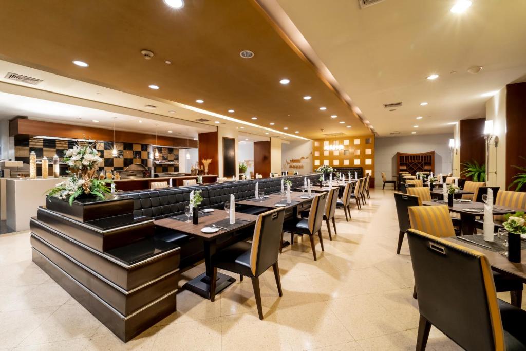 “09 Nights Splendid Holiday offer to experience Bangkok City Vibes and Phuket Beach Bliss”