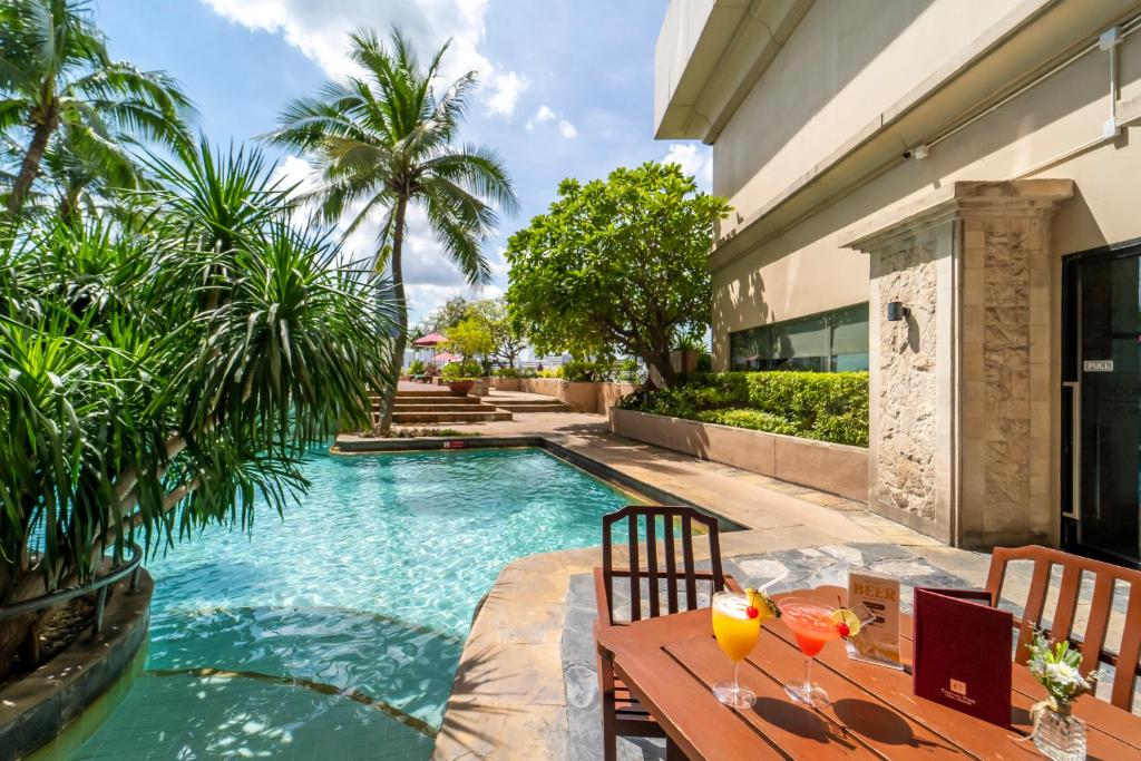 “09 Nights Splendid Holiday offer to experience Bangkok City Vibes and Phuket Beach Bliss”