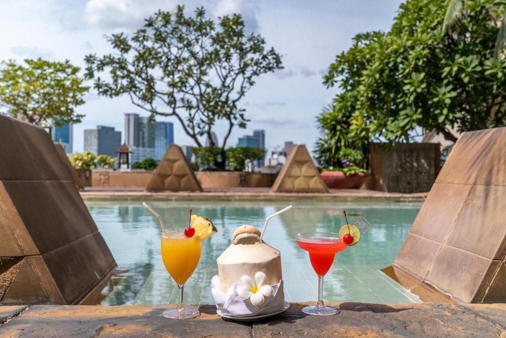 “09 Nights Splendid Holiday offer to experience Bangkok City Vibes and Phuket Beach Bliss”