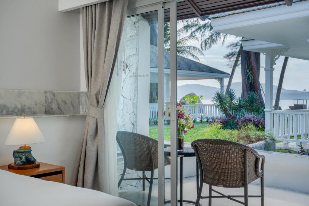 11 Nights Holiday at Dubai, Phuket and Krabi with Breakfast, Starting from £1499 pp